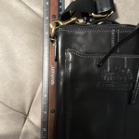 Coach - Picture 8 of 9